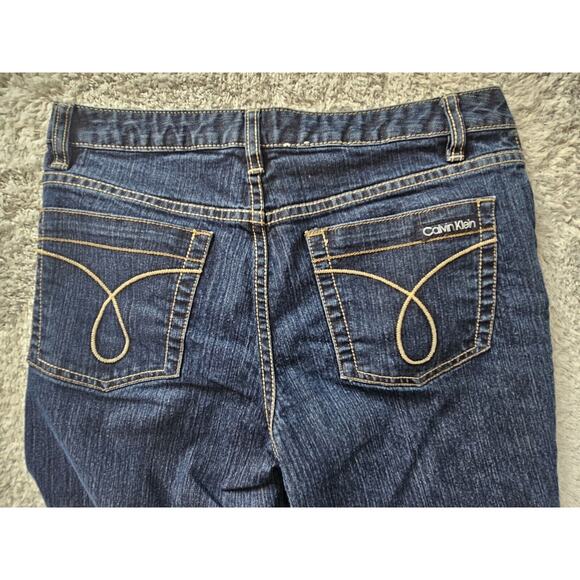 Calvin Klein Jeans Womens 8 Blue Dark Wash Flare Jeans Mid Rise 30 Waist 29.5 In - Picture 3 of 3